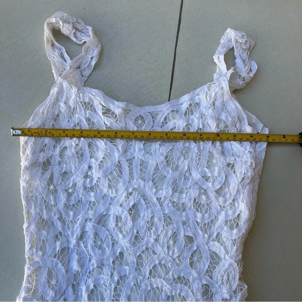White House Black Market Asymmetrical White Lace Dress Women’s Size 6